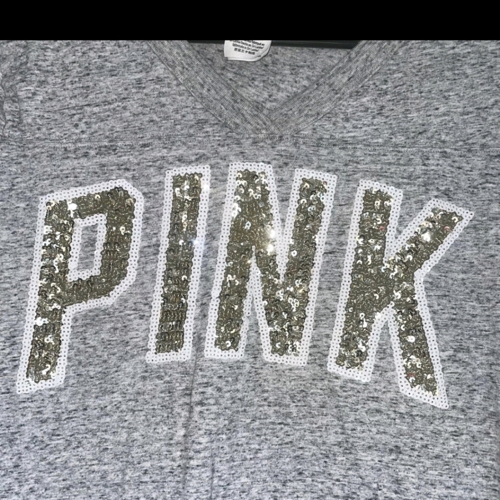 PINK Victoria's Secret 3 Leggings Plus Variety Of Shirts Like New - Picture 12 of 13